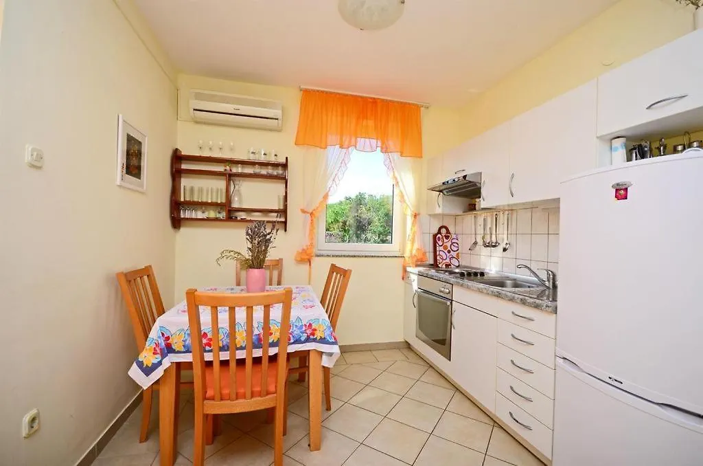 Apartment Darko 1 Klimno
